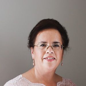 Meet your Posher, Debbie